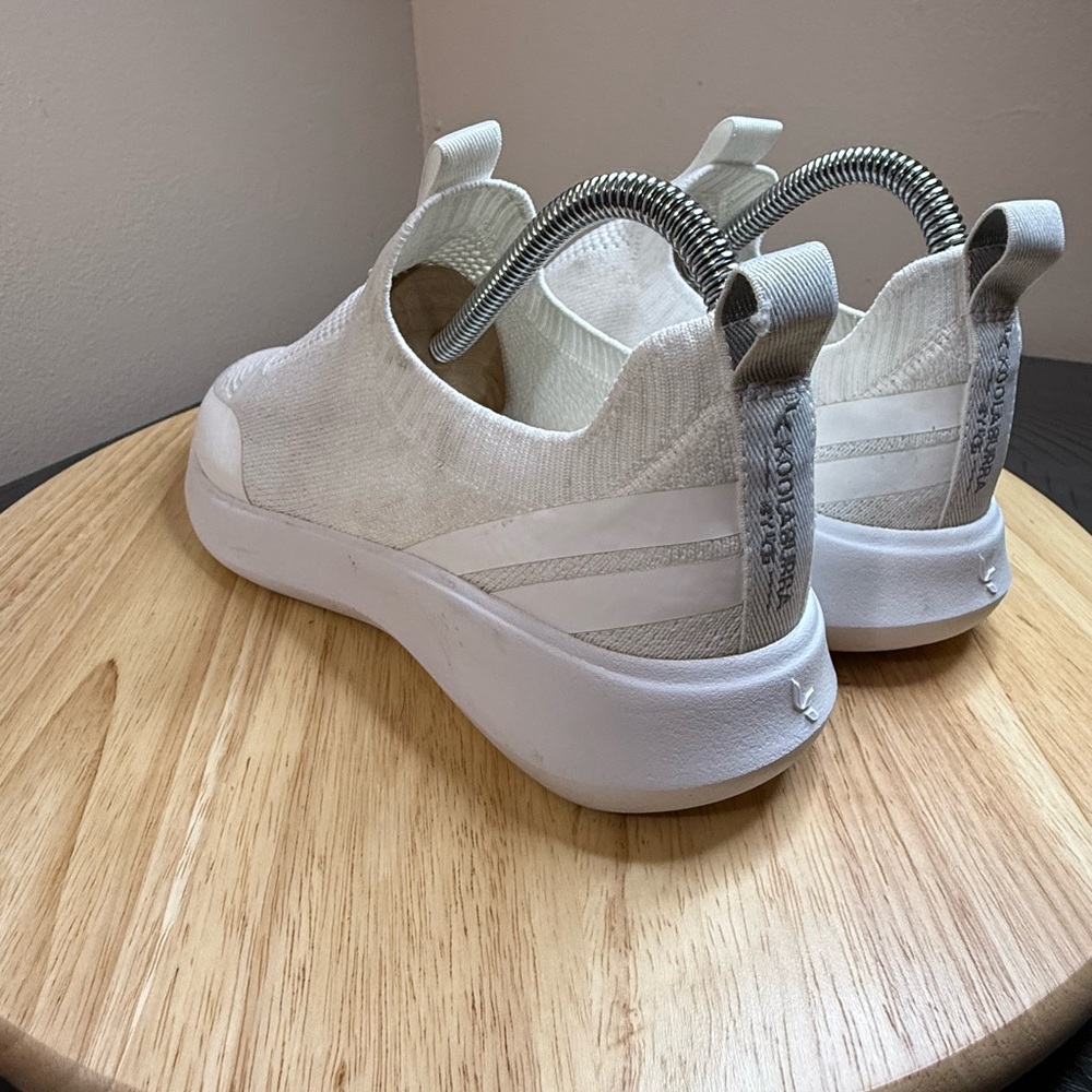 Koolaburra by UGG Women's Yosha Sneaker - Picture 6 of 13